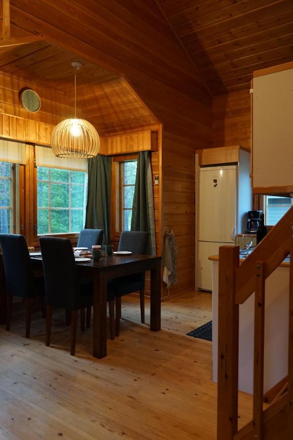 Raekkipirtti Villa Luosto Luaran gambar